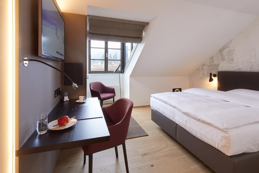 Hotel Gasthof Zum Ochsen Arlesheim Buitenkant foto