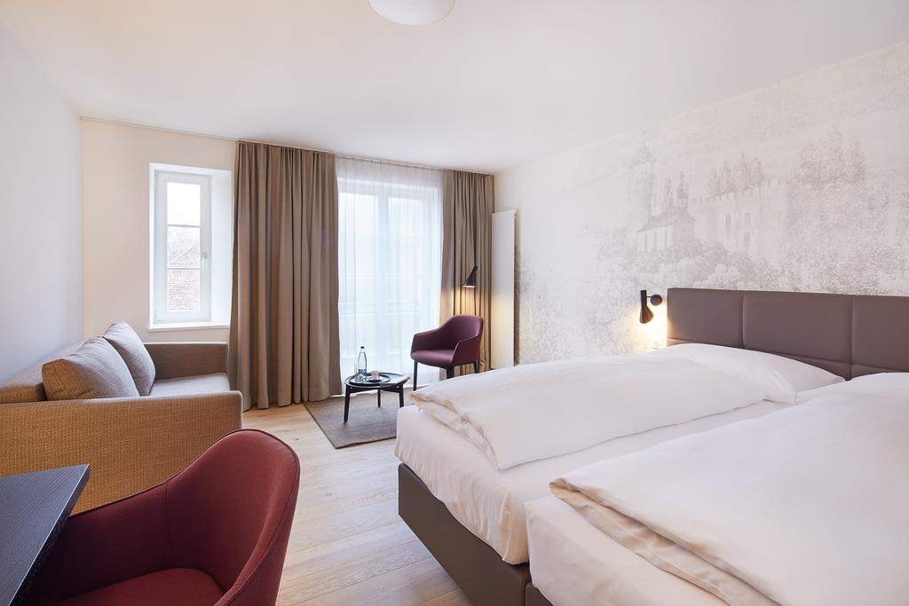 Hotel Gasthof Zum Ochsen Arlesheim Buitenkant foto