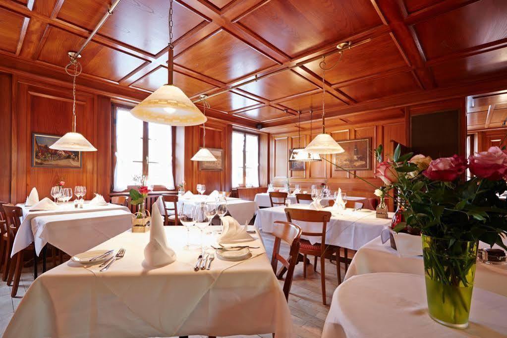 Hotel Gasthof Zum Ochsen Arlesheim Buitenkant foto